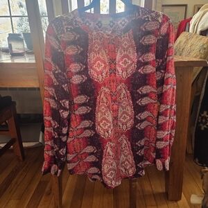 Lucky Brand paisley popover tunic blouse in red and purple.